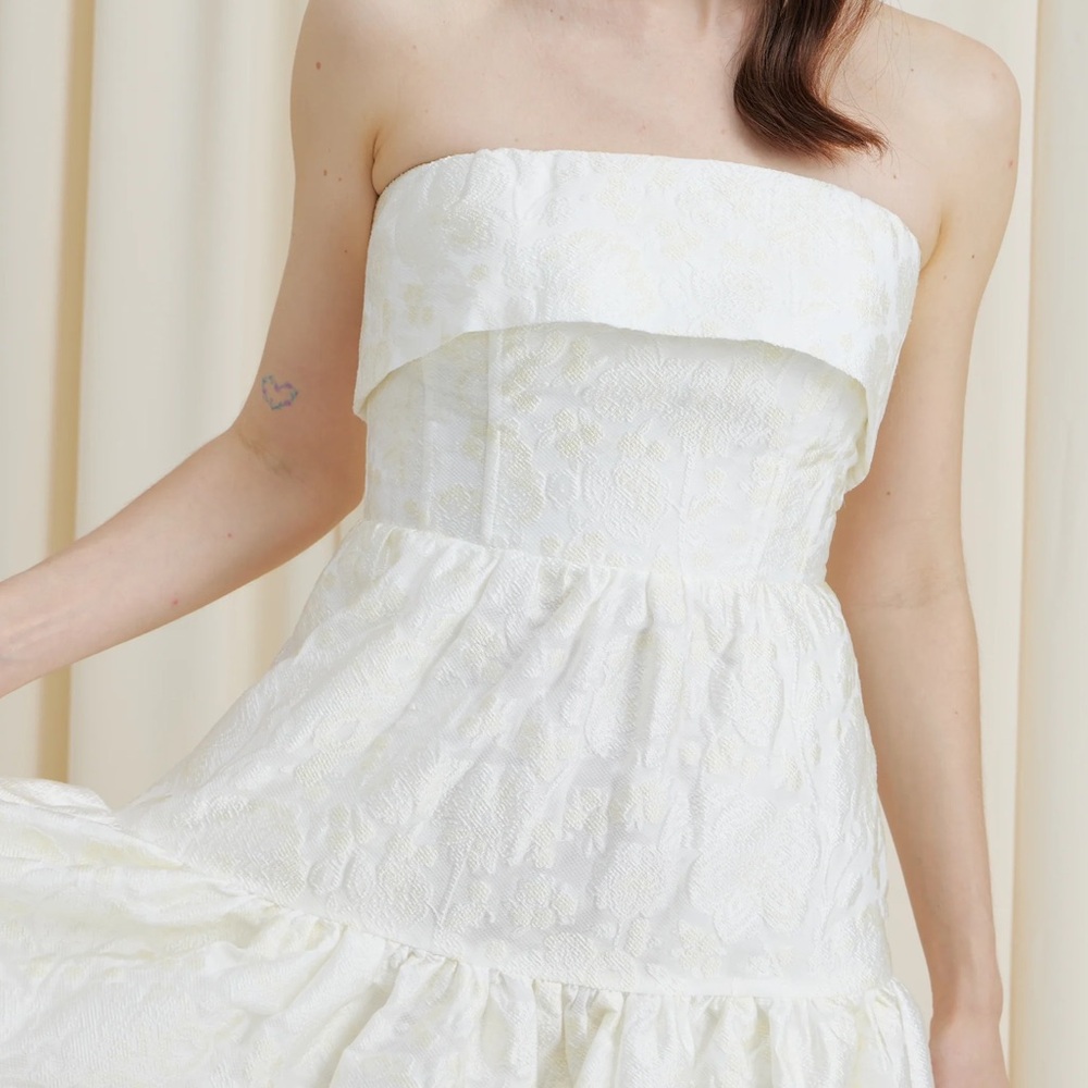 Masion Amory Swan Lake Maxi Dress-Cream Custard-XS-NWT - Picture 7 of 11